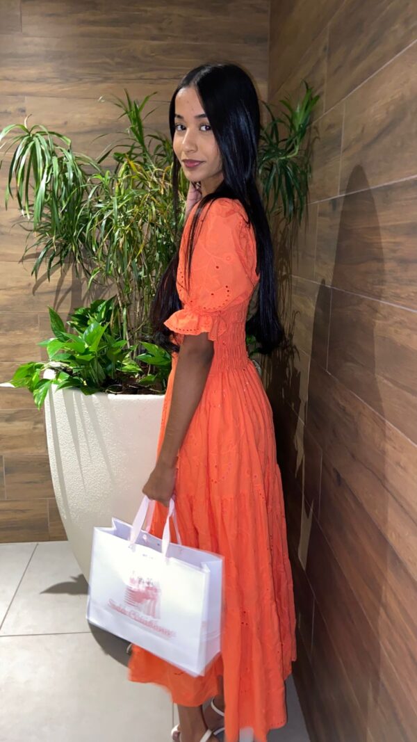 Vestido Midi Tangerina em Laise Laranja - Image 7