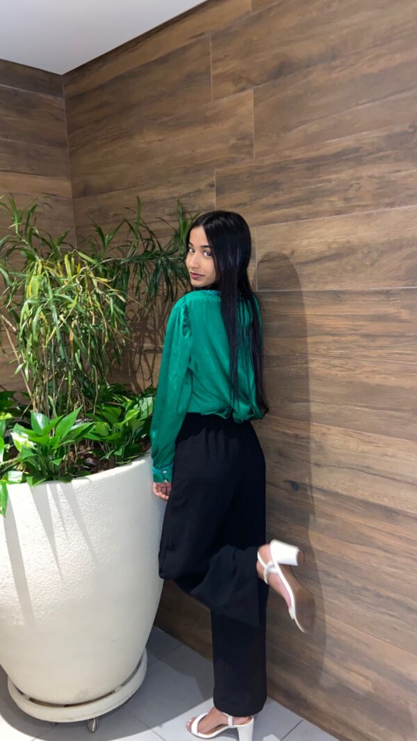 Blusa de Manga Verde - Image 4